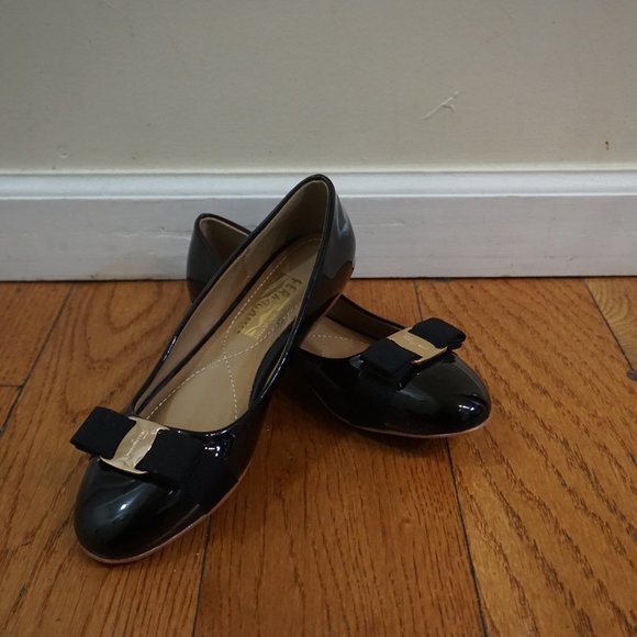 Ferregamo Womans Verrina Ballet Flats - Picture 6 of 6